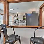 Denver Capitol Hill Townhome With Fenced Yard!