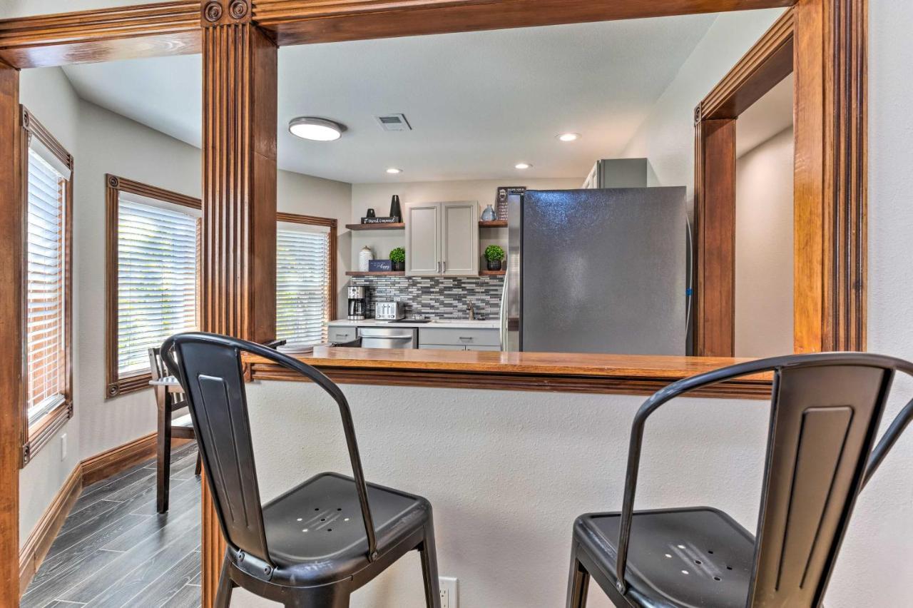 Capitol Hill Townhome With Fenced Yard! Holiday home Denver